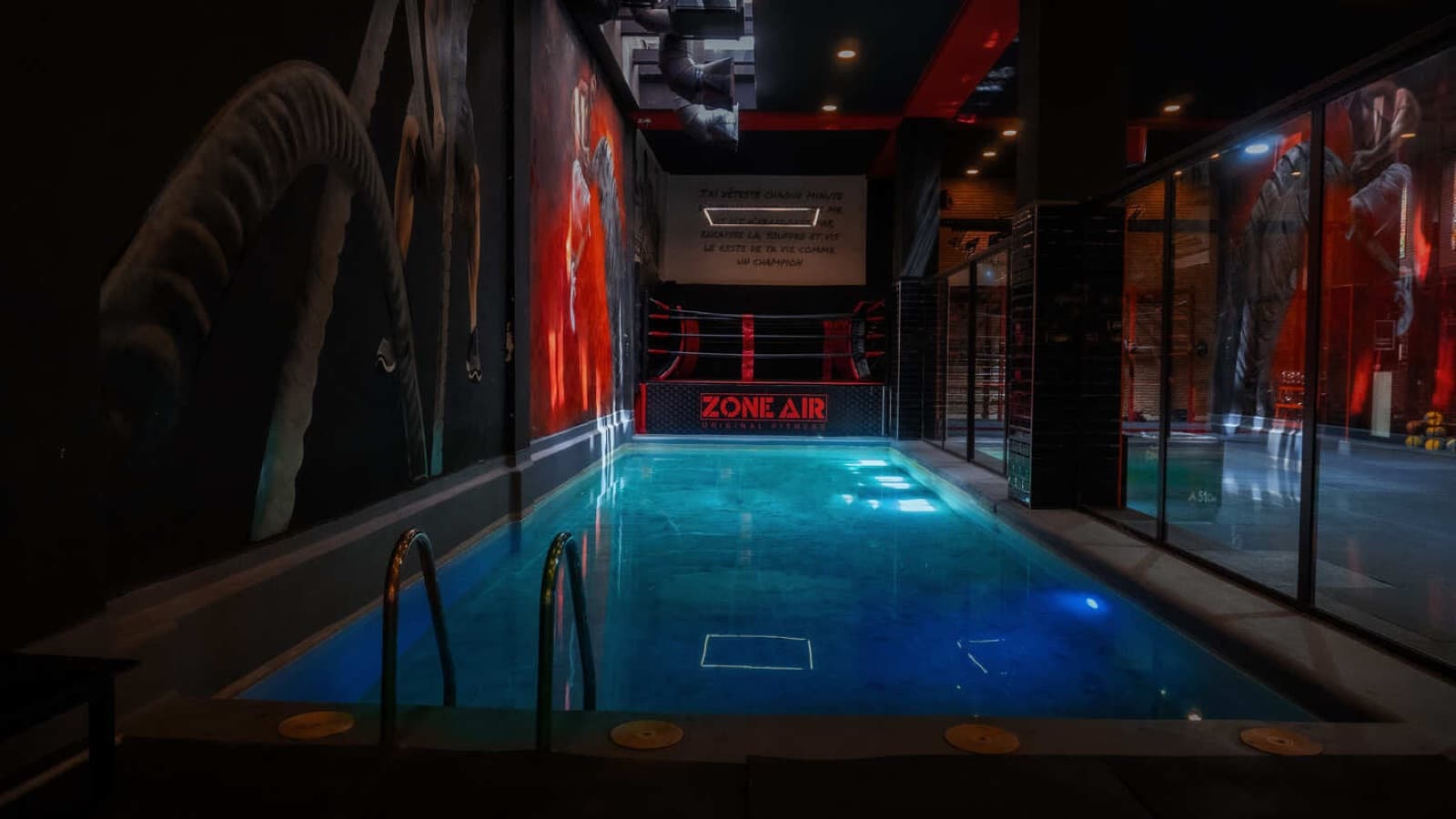 Piscine indoor Zone Air Guéliz